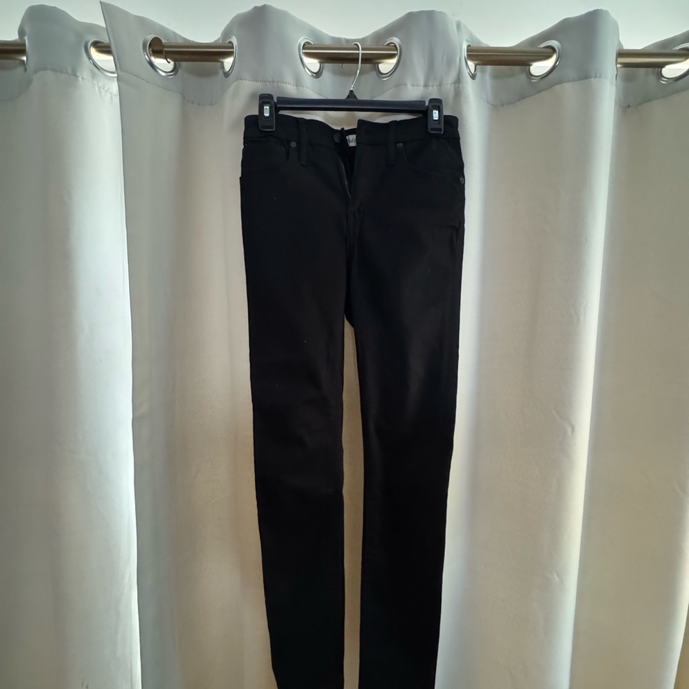 Madewell “Curvy” High-Rise Skinny Jeans